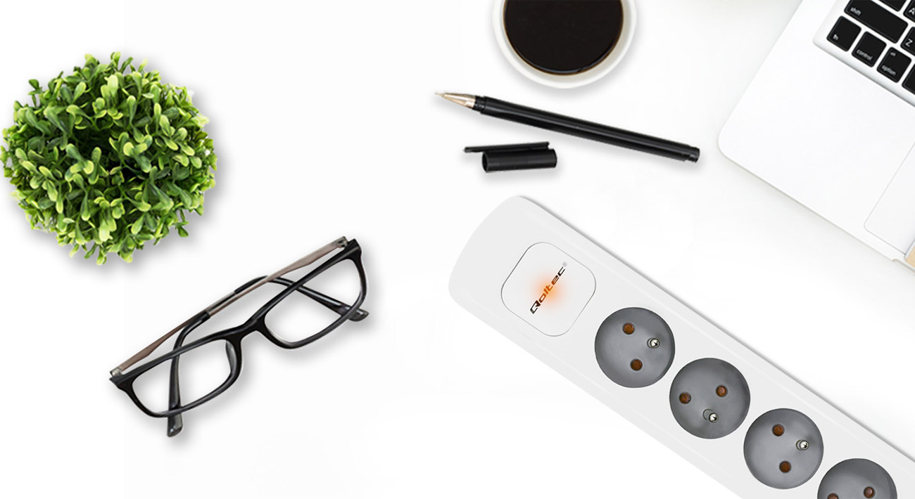 Listwa zasilająca Qoltec widok z góry