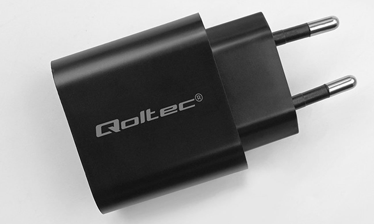 Qoltec GaN POWER PRO USB 3.0 USB-C 30W Ladegerät