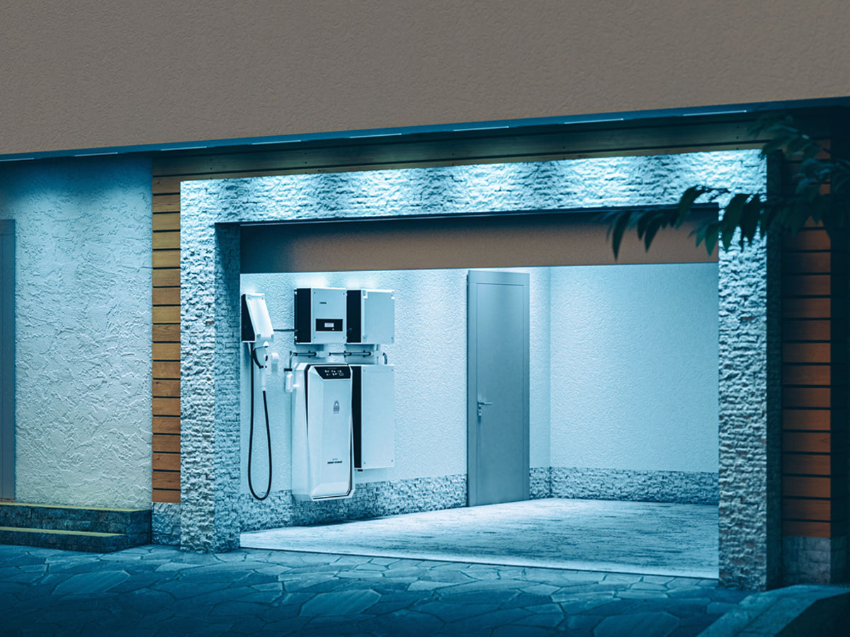 Qoltec Hybrydowy inwerter solarny Off-Grid system