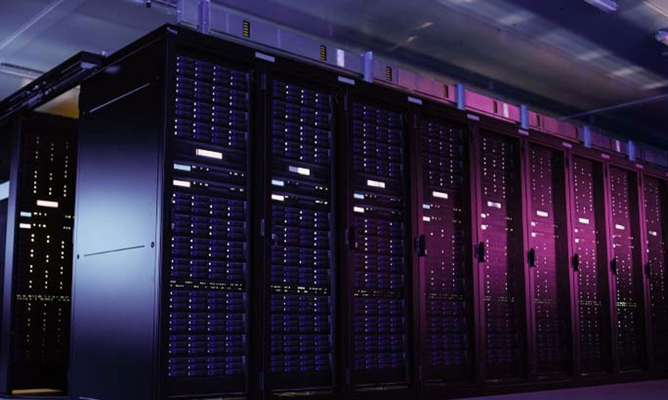 Zasilacz awaryjny UPS Qoltec Rack serwerownia