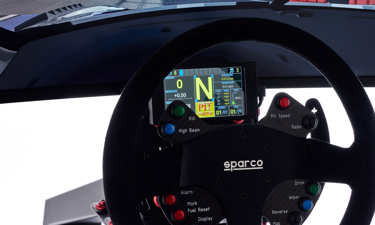 Statyczny symulator jazdy Ragnar Smart Pro Race - Widok ogólny pod kątem