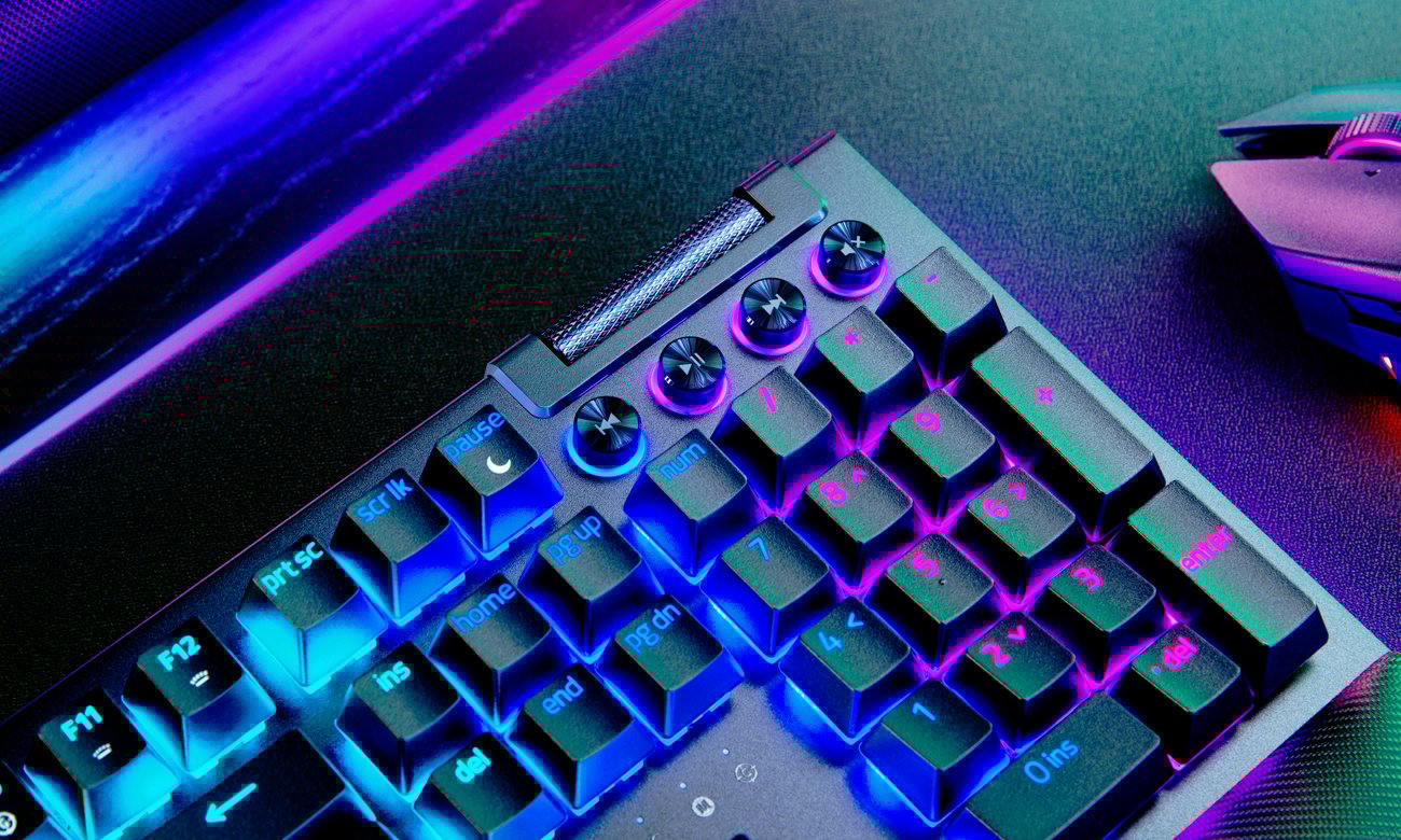 Razer BlackWidow V4 enkodery
