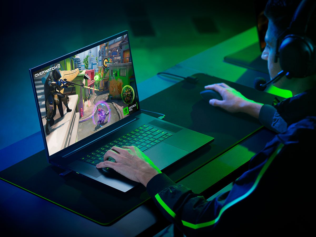 Razer Blade 18 ekran