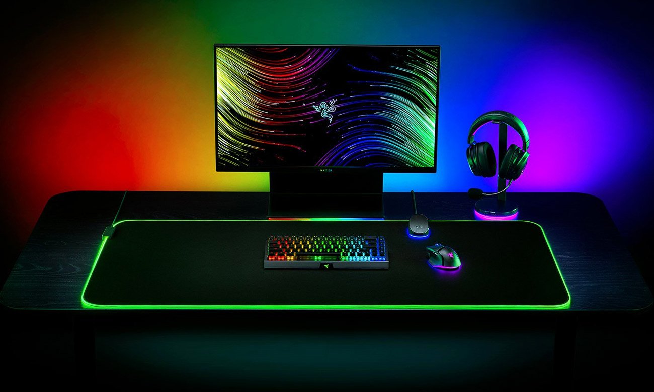 Razer Goliathus Chroma 3XL mit Zubehör