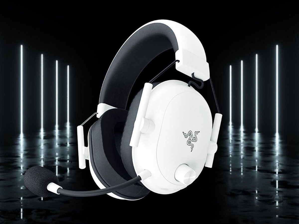Zestaw słuchawkowy Razer BlackShark V2 HyperSpeed Biały - Grafika z tłem