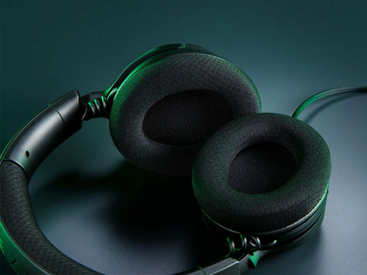 Kabelloses Headset Razer Kraken V4 X - Lifestyle-Grafik