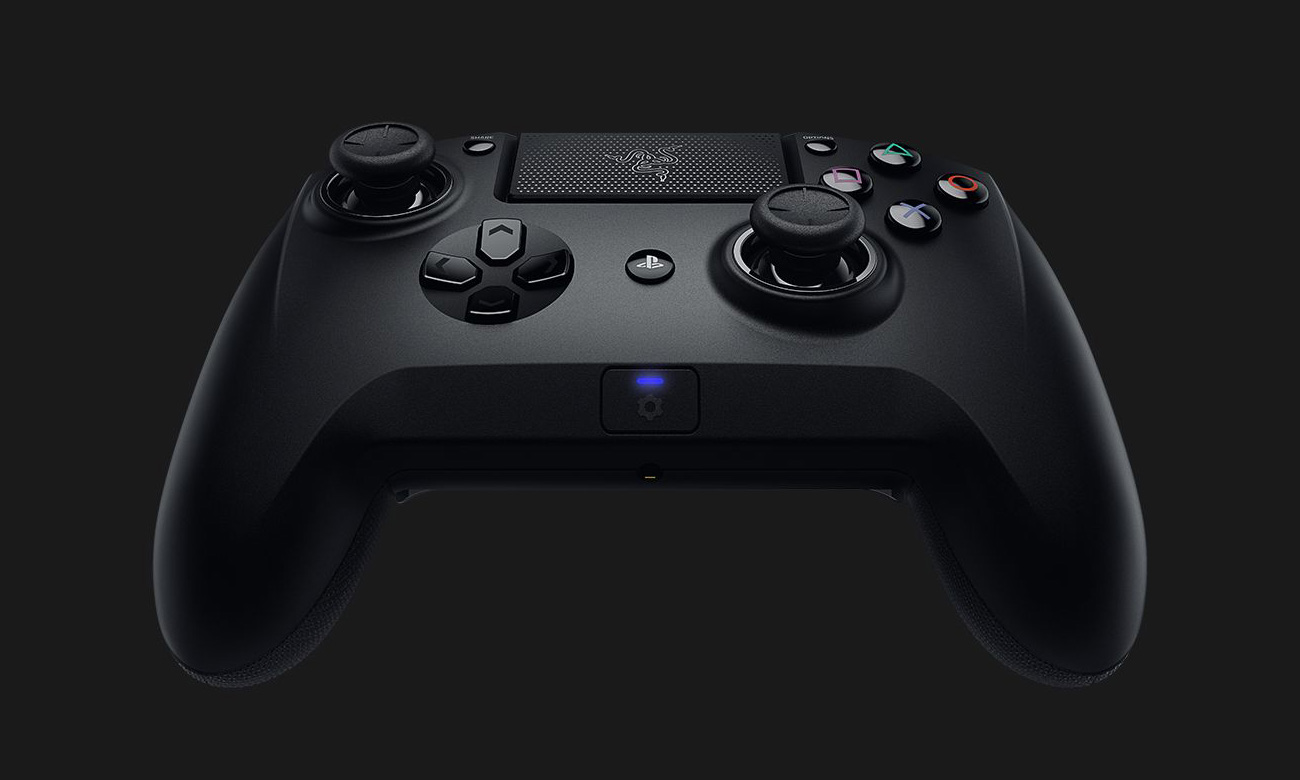 Przełączanie trybów PS4, USB i PC.