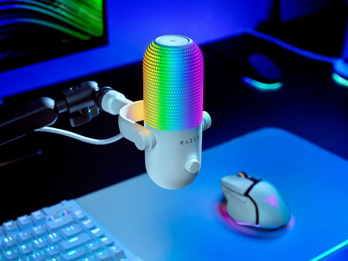 Mikrofon Razer Seiren V3 Chroma Biały - Grafika lifestyle