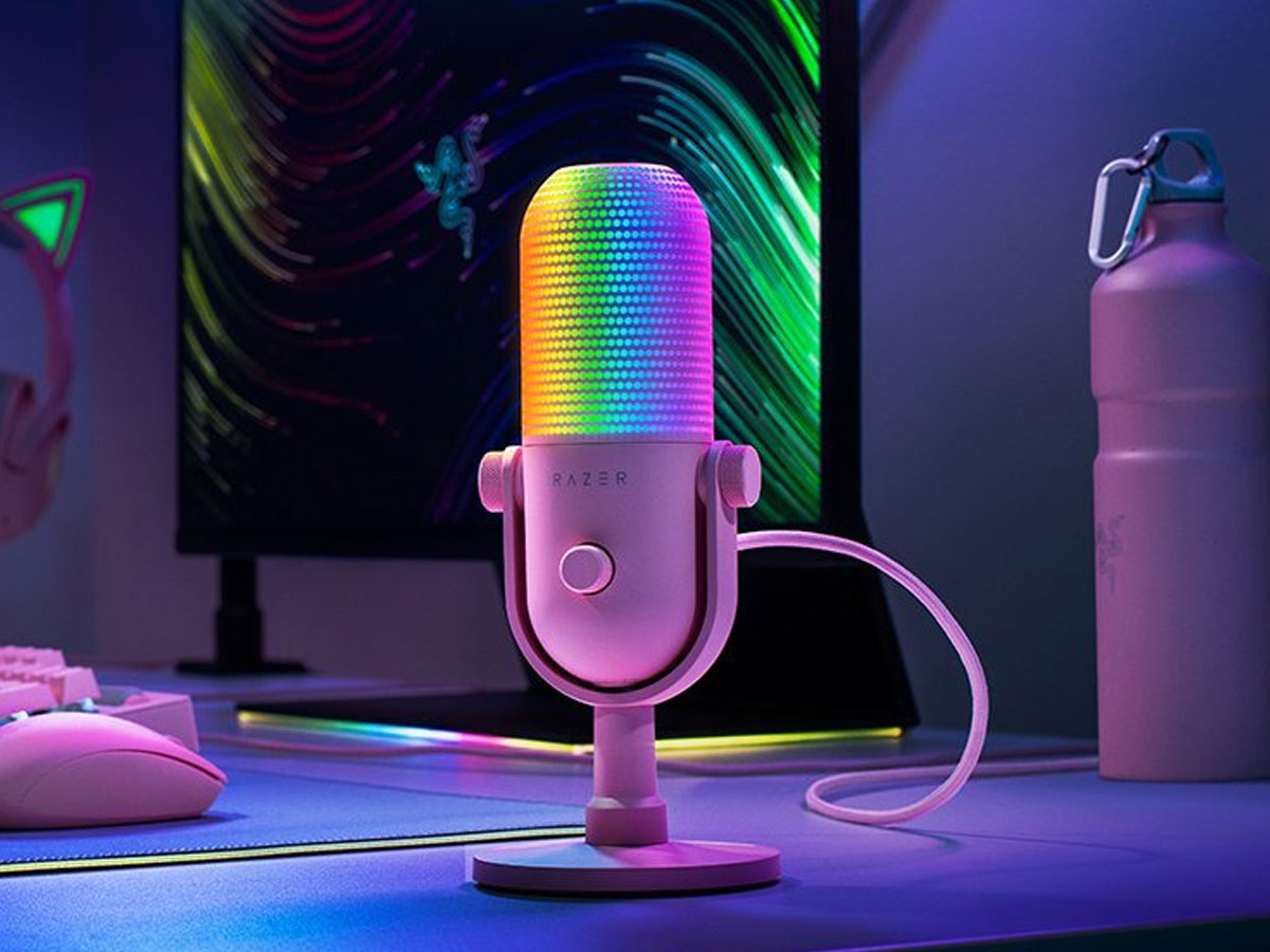 Mikrofon Razer Seiren V3 Chroma Quartz - Grafika lifestyle