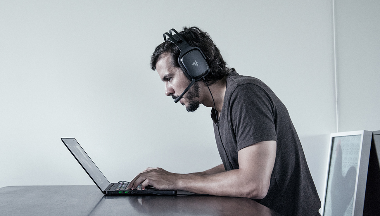 Razer Tiamat 2.2 V2 wirtualny dźwięk 7.1. surround