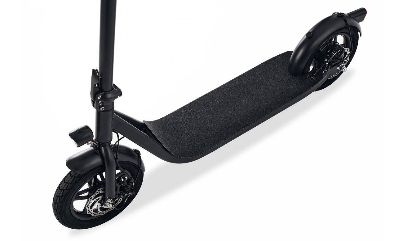 Hulajnoga elektryczna RiDER R12 - Zbliżenie na podest