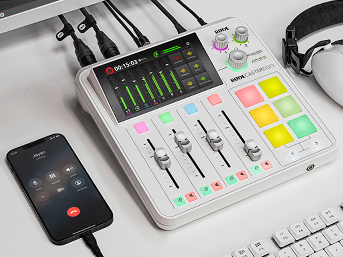 Studio produkcji dźwięku RODECaster Duo White - Grafika lifestyle