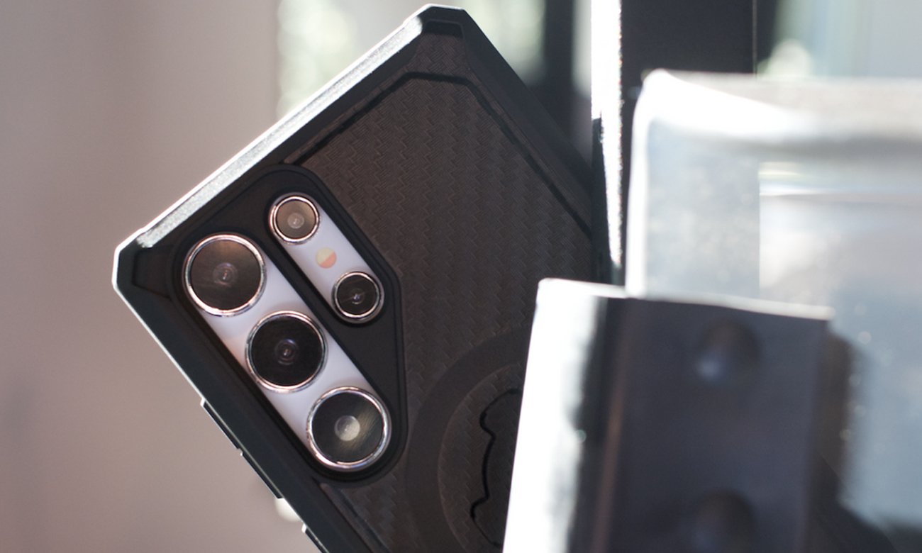 Rokform Magnetic Rugged wygląd