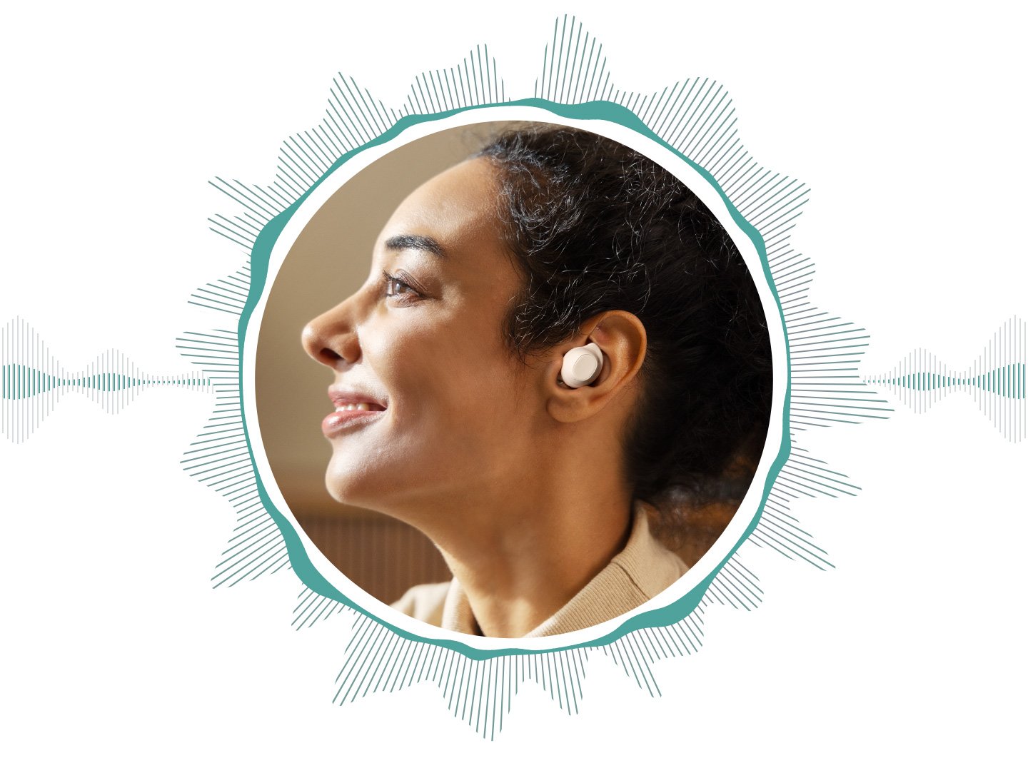 Frau, die einen der Galaxy Buds FE im linken Ohr trägt. Ihr Gesicht ist in einen Kreis eingefasst, der an Wellen erinnert, was die aktive Geräuschunterdrückung der Ohrhörer symbolisiert.