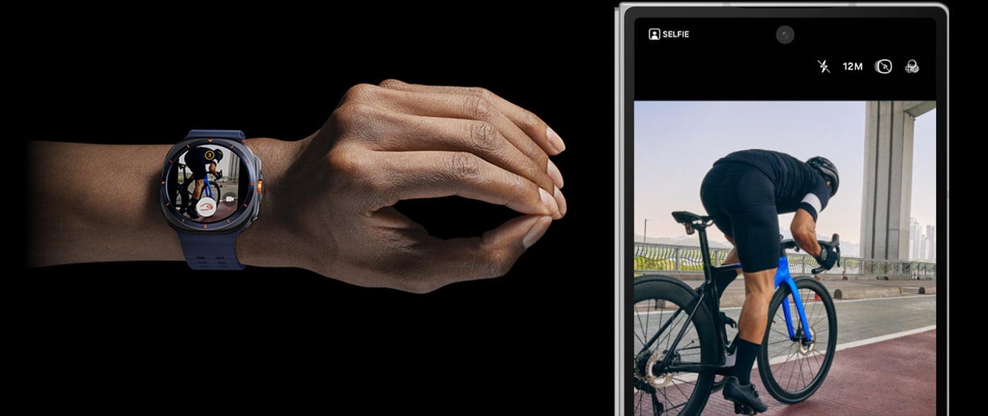 Ręka nosząca Galaxy Watch Ultra wykonuje ruch Zsuń/rozsuń dwa palce. Obok niej znajduje się sparowany Galaxy Z Fold6 z ekranem zewnętrznym, na którym znajduje się ekran aparatu, na którym widać mężczyznę jadącego na rowerze. Ręka nosząca Galaxy Watch Ultra wykonuje ruch Zsuń/rozsuń dwa palce. Obok niej znajduje się sparowany Galaxy Z Fold6 z ekranem zewnętrznym, na którym znajduje się ekran aparatu, na którym widać mężczyznę jadącego na rowerze.