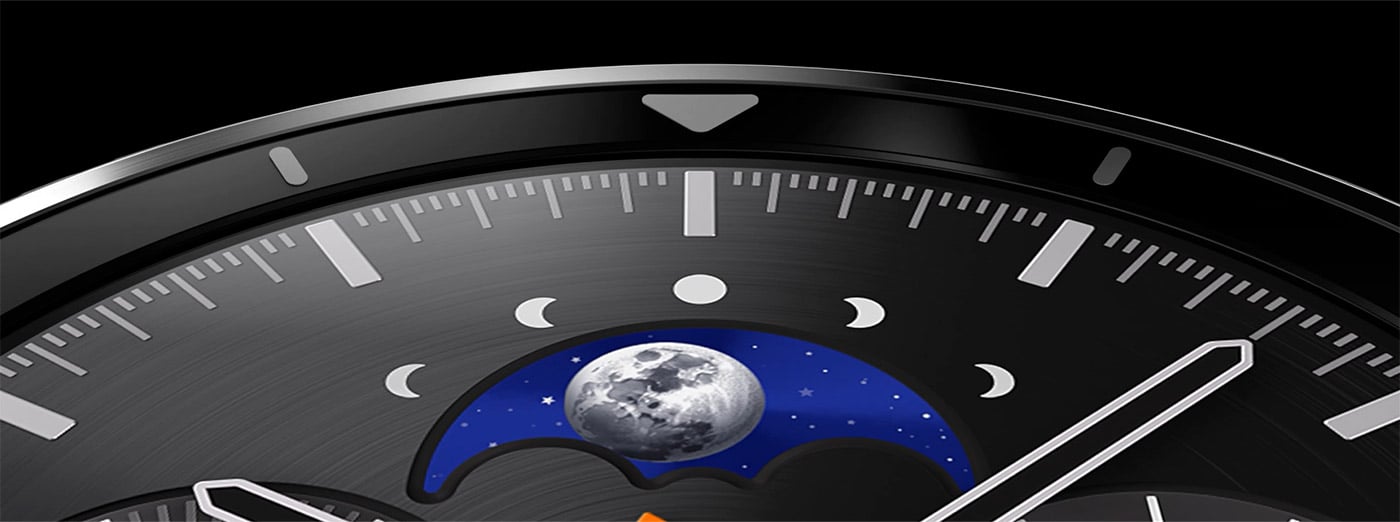 Zbliżenie Galaxy Watch8 Classic. Zmiana sceny. Galaxy Watch8 Classic skierowany jest do przodu, z obracającym się pierścieniem obrotowym. Tarcza smartwatcha przypomina tradycyjny zegarek, a wskazówki poruszają się zgodnie z ruchem wskazówek zegara. Zmiana sceny. Galaxy Watch8 Classic jest pomniejszony, pokazując całe urządzenie z przymocowanym hybrydowym paskiem. Zbliżenie Galaxy Watch8 Classic. Zmiana sceny. Galaxy Watch8 Classic skierowany jest do przodu, z obracającym się pierścieniem obrotowym. Tarcza smartwatcha przypomina tradycyjny zegarek, a wskazówki poruszają się zgodnie z ruchem wskazówek zegara. Zmiana sceny. Galaxy Watch8 Classic jest pomniejszony, pokazując całe urządzenie z przymocowanym hybrydowym paskiem.