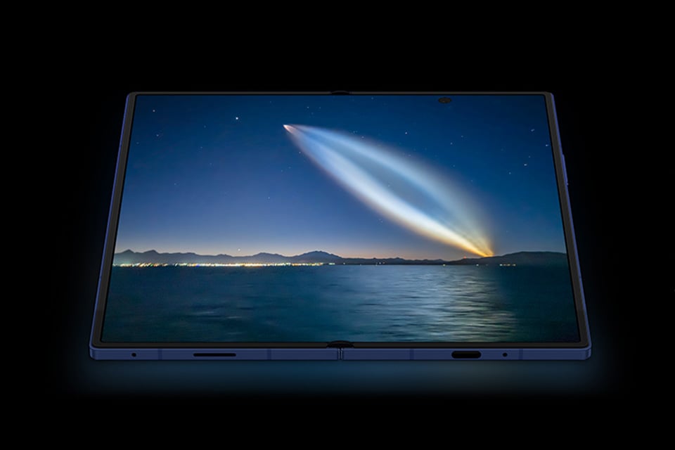 Wyświetlacz Galaxy Z Fold7 jest jasny i działa płynnie, zapewniając wciągające wrażenia wizualne. Wyświetlacz Galaxy Z Fold7 jest jasny i działa płynnie, zapewniając wciągające wrażenia wizualne.