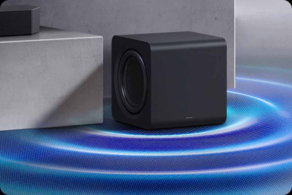 dynamicznakontrolabasow mo 960x640 Rozchodzenie się basów w soundbarze Samsung Q930F dostępny w sklepach X-kom