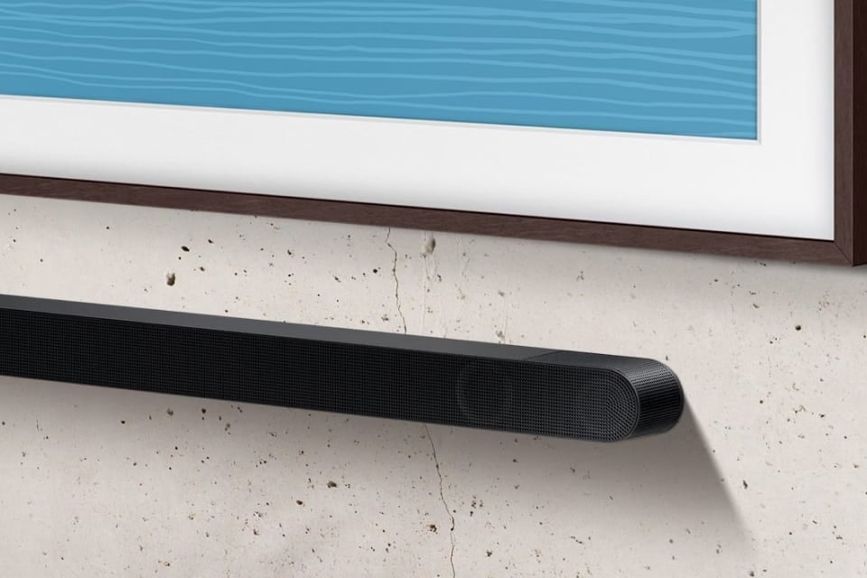 soundbar 960x640 Najnowszy telewizor Samsung The Frame 2025 z soundbarem Samsung Soundbar Ultra Slim HW-S800D