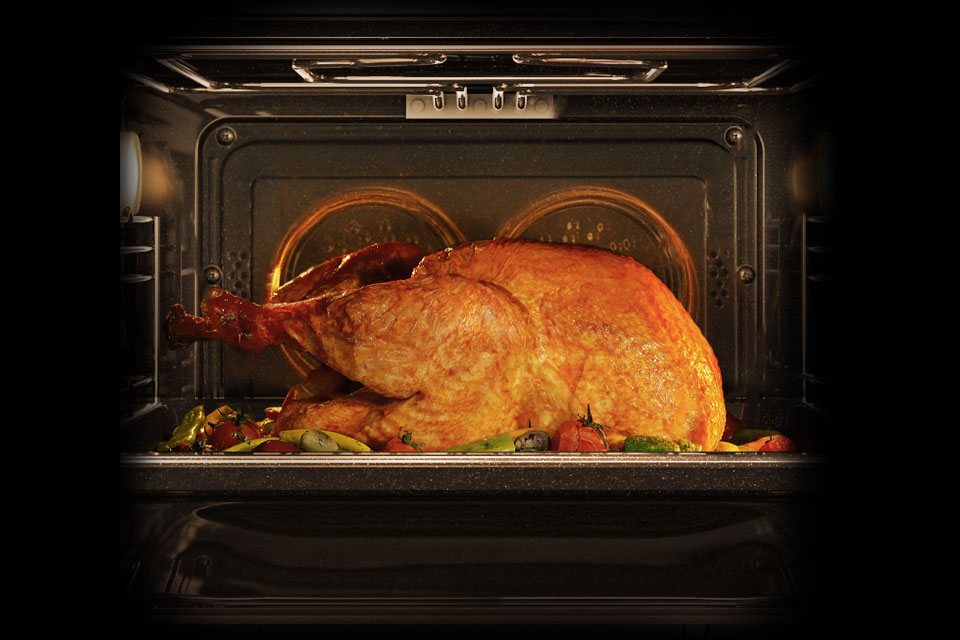 na zdjęciu pieczone mięso w trybie Pro Roasting