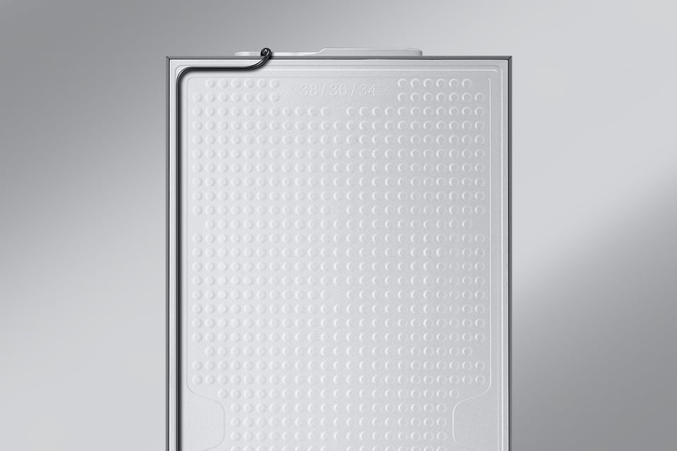 Clean Back dodatkowo chroni lodówkę i ogranicza hałas: lodówka Samsung RB34C675EBN