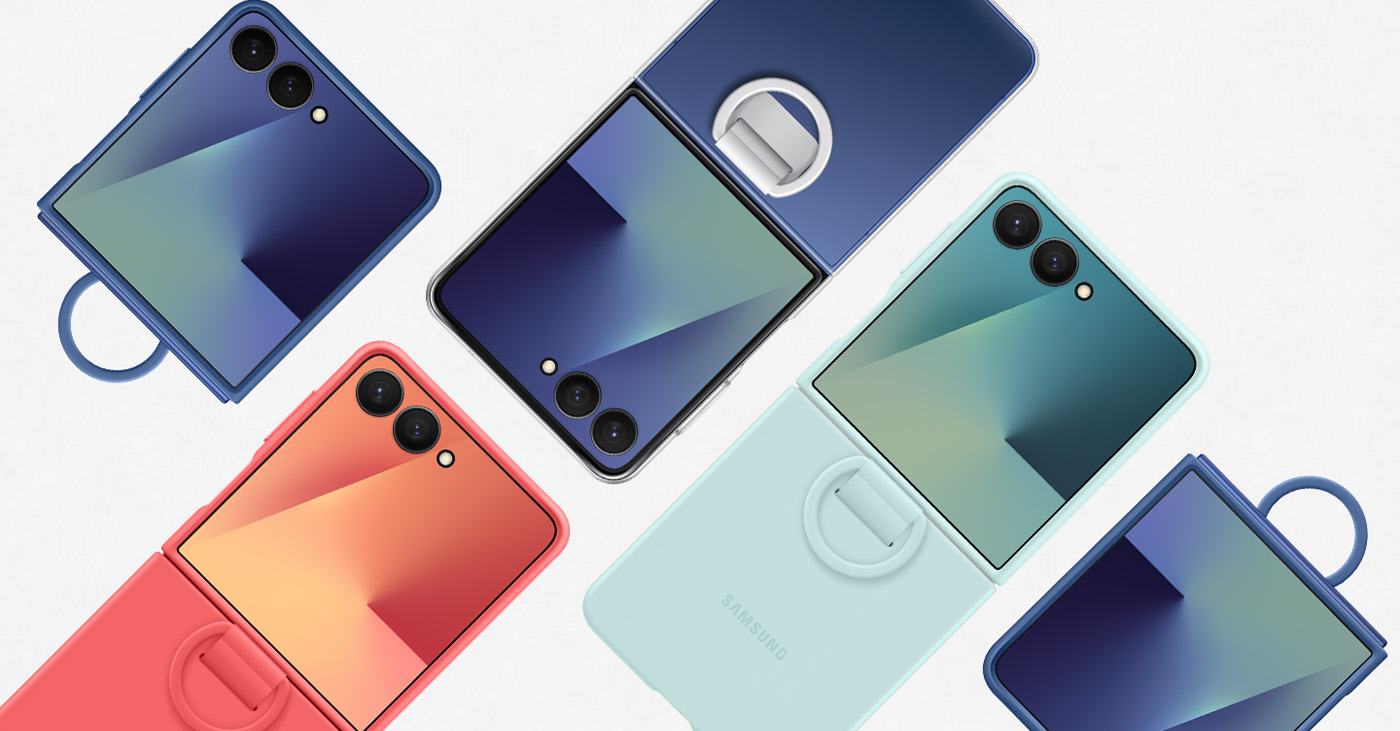 Pięć urządzeń Galaxy Z Flip7 jest ustawionych. Cztery z założonym niebieskim, jasnobłękitnym, czerwonym i czarnym etui Ring Case (Silicone) do Galaxy Z Flip7. Jedno urządzenie Galaxy Z Flip7 z założonym etui Ring Case (Clear). Dwa urządzenia Galaxy Z Flip7 są złożone, a reszta jest rozłożona.