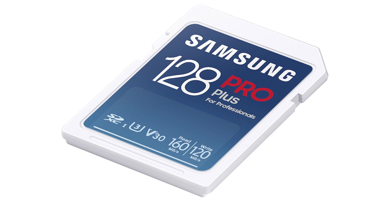 Карта пам'яті Samsung SDXC PRO Plus 128GB збоку