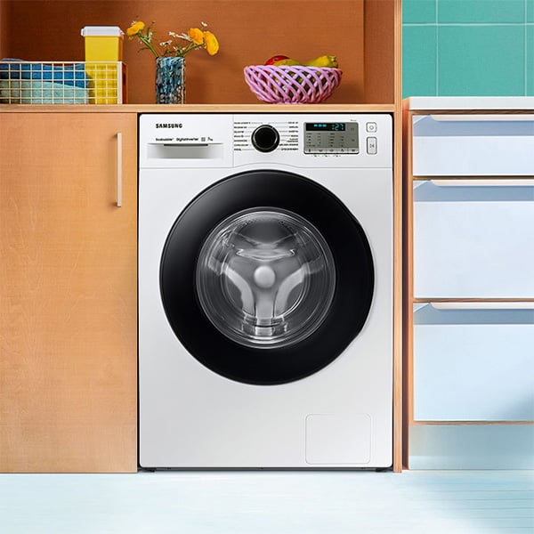 Pralka Samsung EcoBubble Slim pomieści się w każdej łazience 