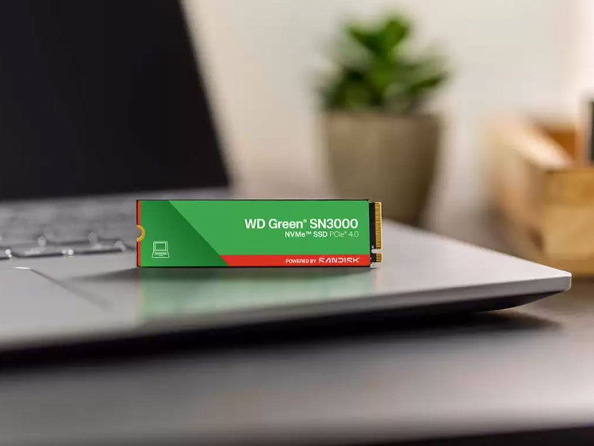 Dysk SSD M.2 WD Green SN3000 PCIe Gen4 NVMe - Grafika lifestyle