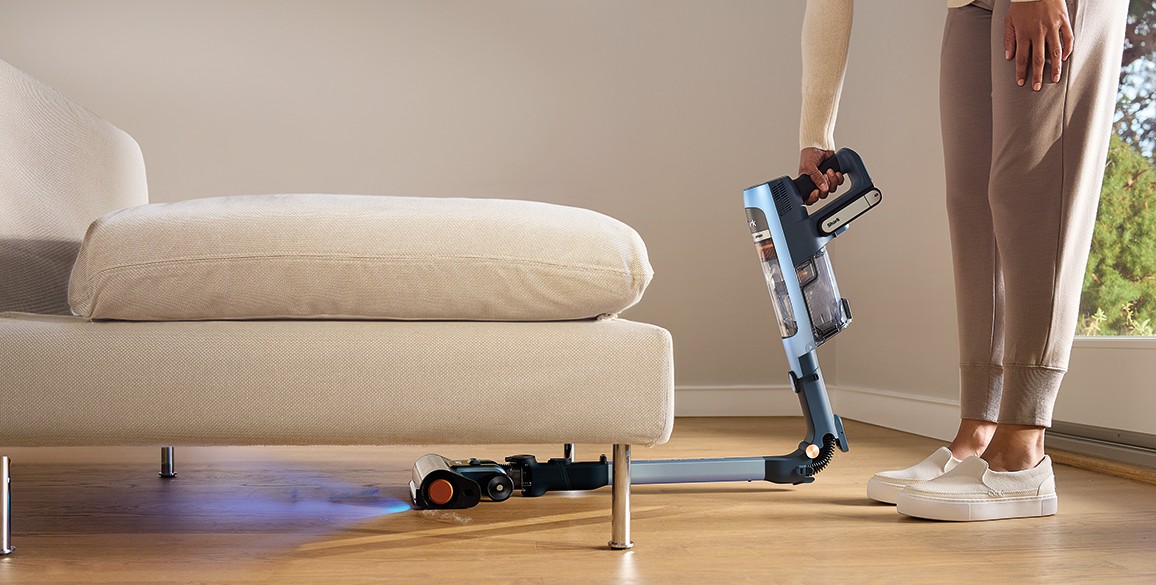 Technologia Flexology – rura zginająca się do sprzątania pod meblami