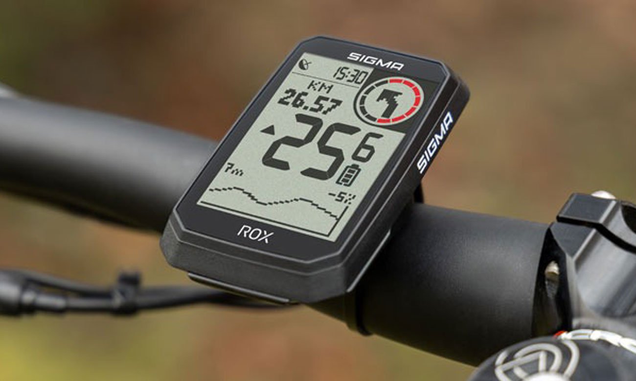 Komputer rowerowy Sigma Sport ROX 4.0 ENDURANCE Czarny - Grafika lifestyle