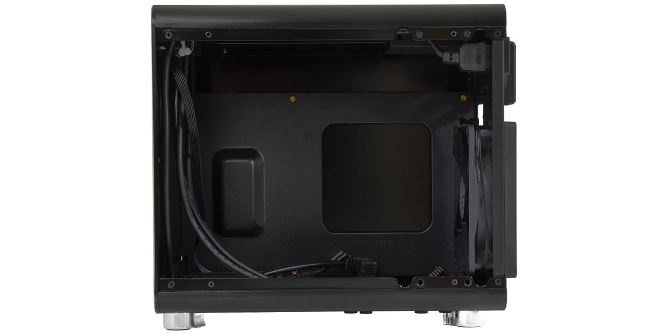 SilentiumPC Gladius Q50 wnętrze