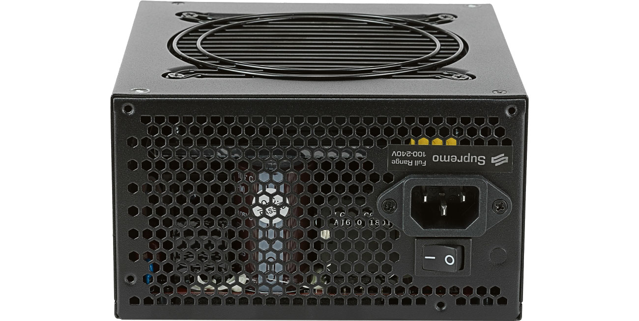 SilentiumPC 750W Supremo FM2 Gold podzespoły