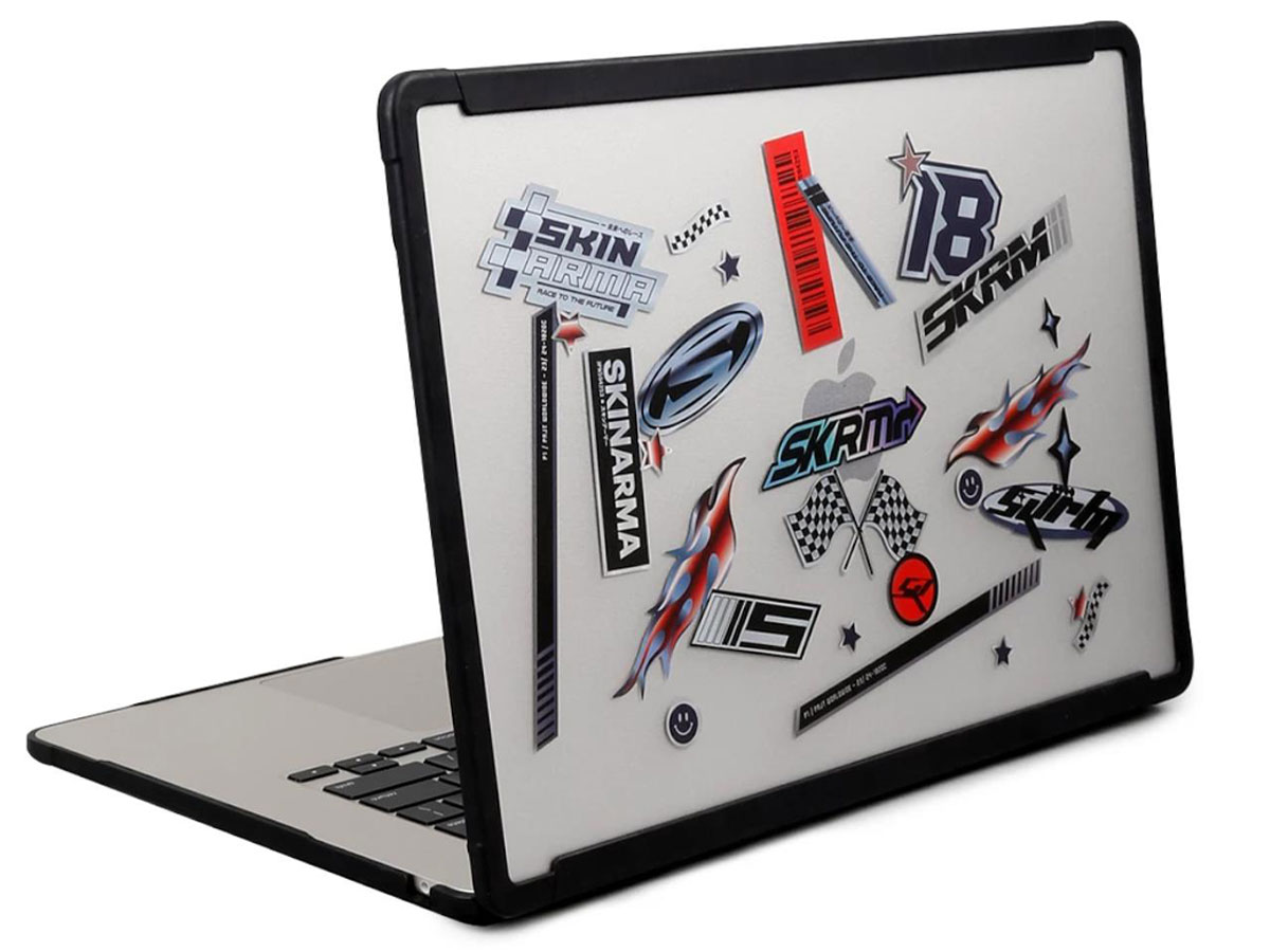 Etui Skinarma Henko MacBook Air 15 (M3-M2) frost clear