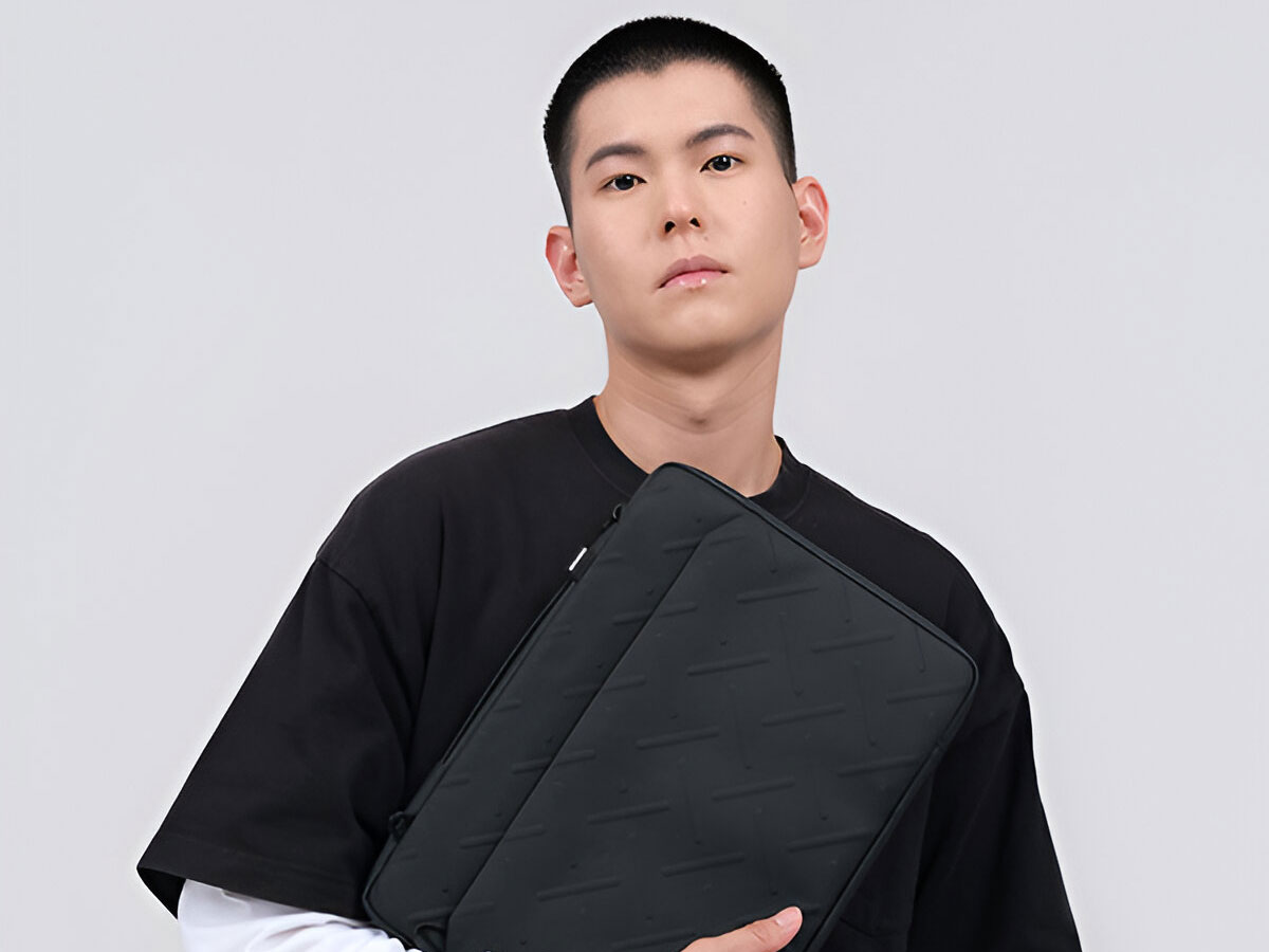 Skinarma Juno 14 black