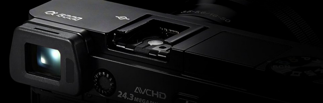Sony ILCE-6000 + 16-50 mm Wizjer