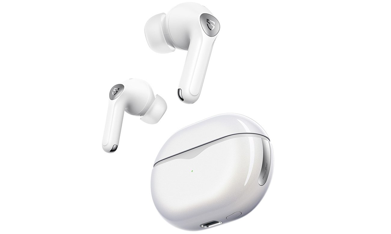 Słuchawki bezprzewodowe Soundpeats Air 4 Pro Białe - Widok od przodu pod kątem wraz z zamkniętym etui ładującym