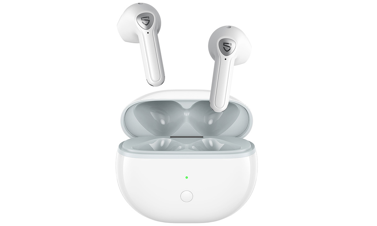 Słuchawki bezprzewodowe Soundpeats Air3 Deluxe Białe - Widok od przodu wraz z otwartym etui ładującym