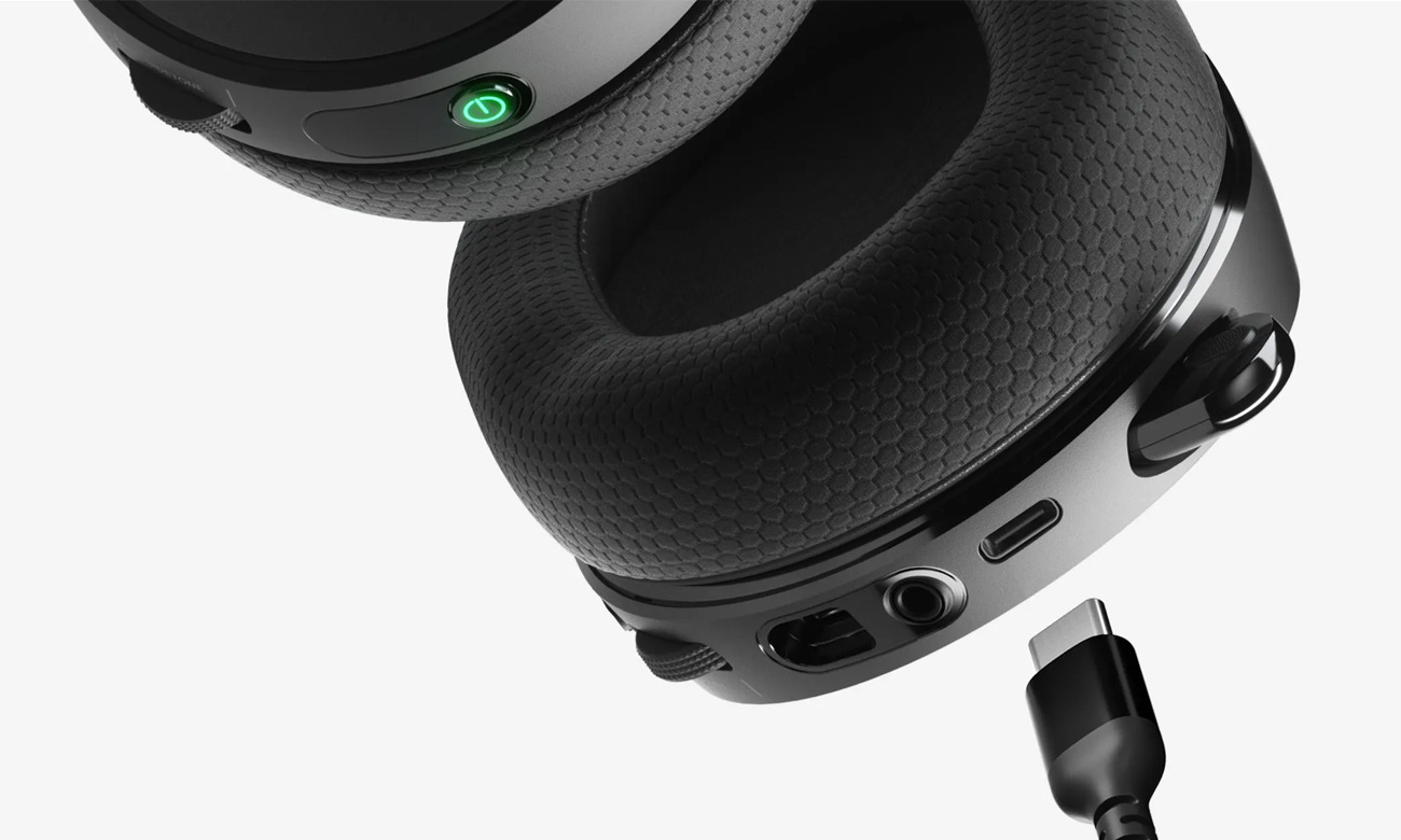 Zestaw słuchawkowy SteelSeries Arctis 7P+ Wireless Czarny - Długi czas pracy na baterii i ładowanie przez USB-C