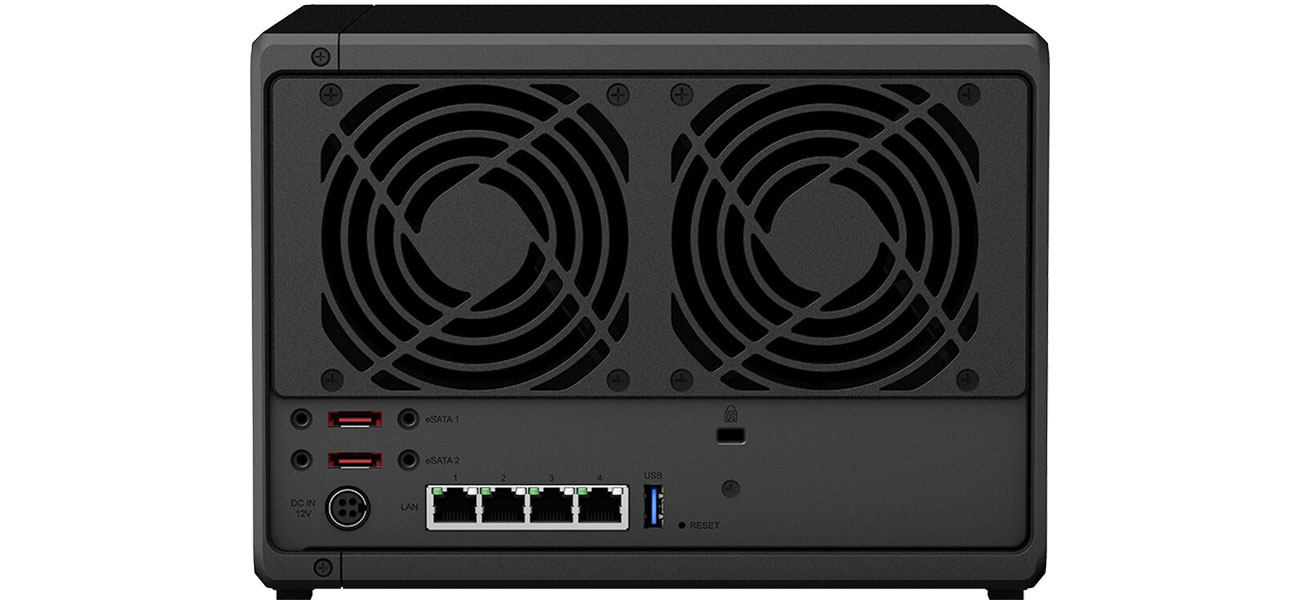 Synology DS1520+ - Tył
