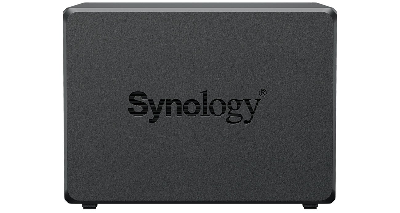 Synology DS423+ widok z boku