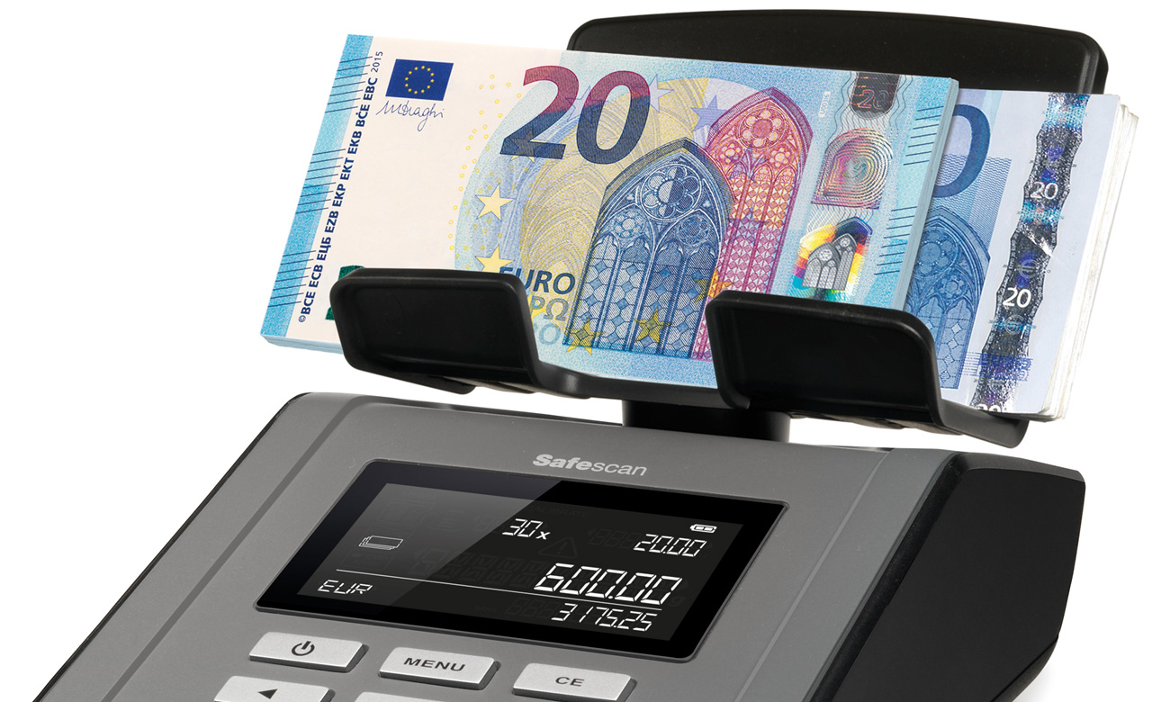 Jednoczesne liczenie starych i nowych wersji banknotów