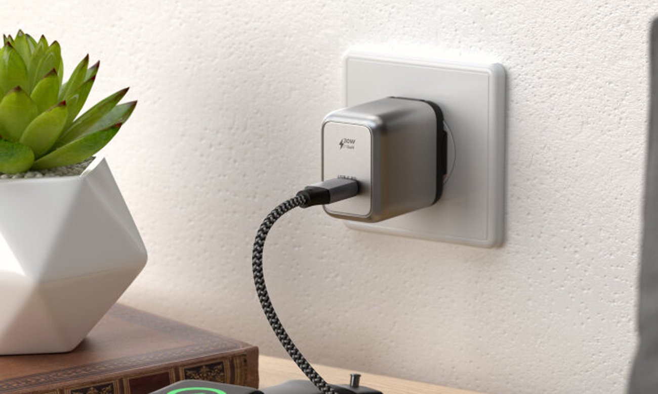 Satechi GaN Charger 30 W
