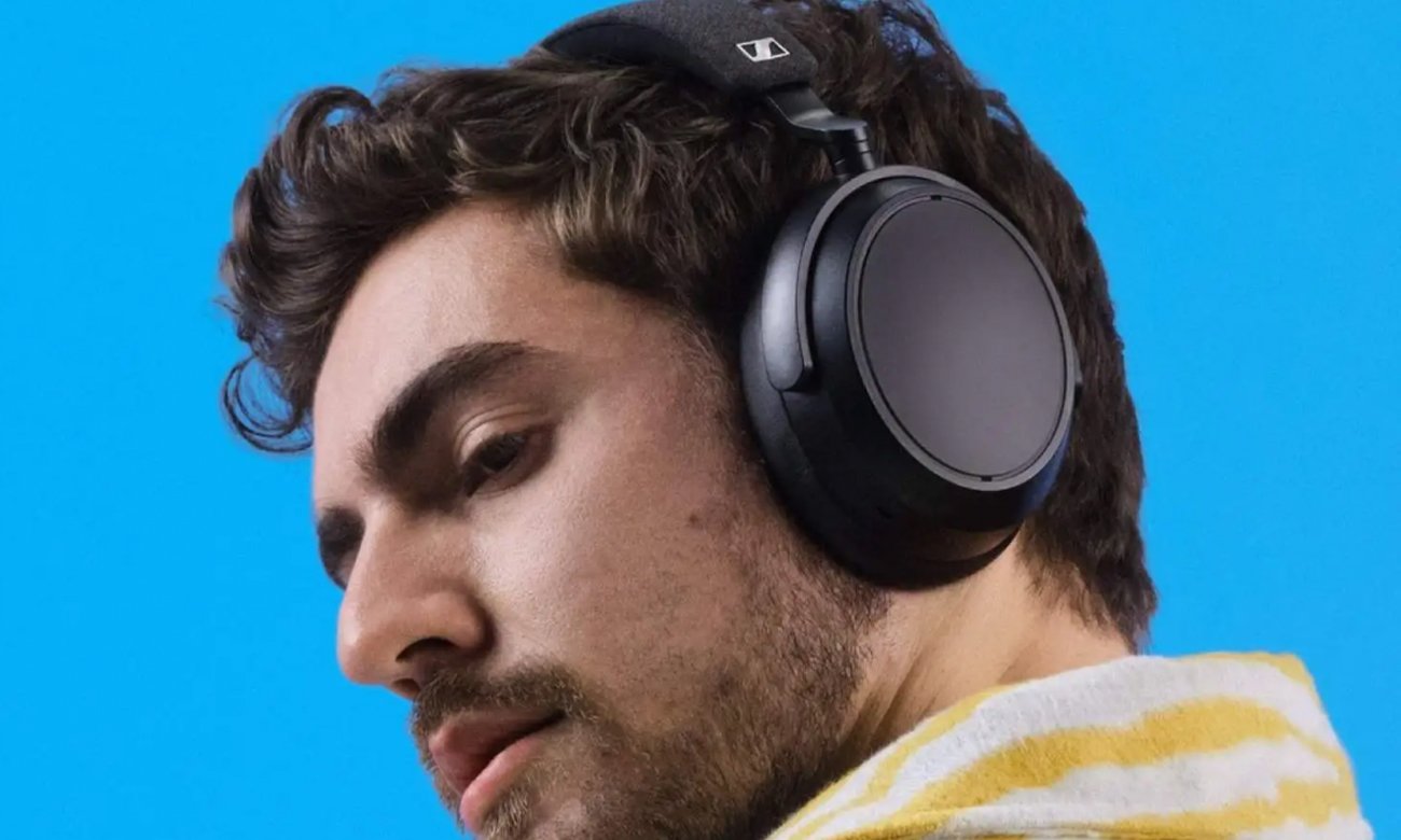 Słuchawki Sennheiser MOMENTUM 4 Wireless - Grafika lifestyle