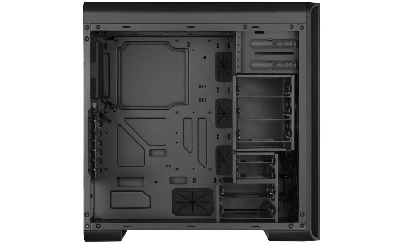 Sharkoon BW9000-V Wnętrze
