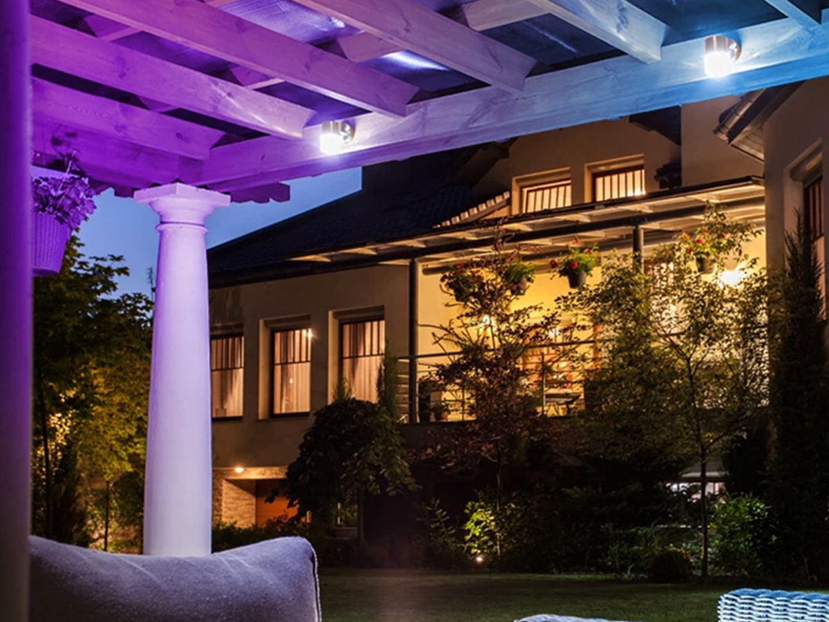 Shelly GU10 Duo RGBW na zewnątrz