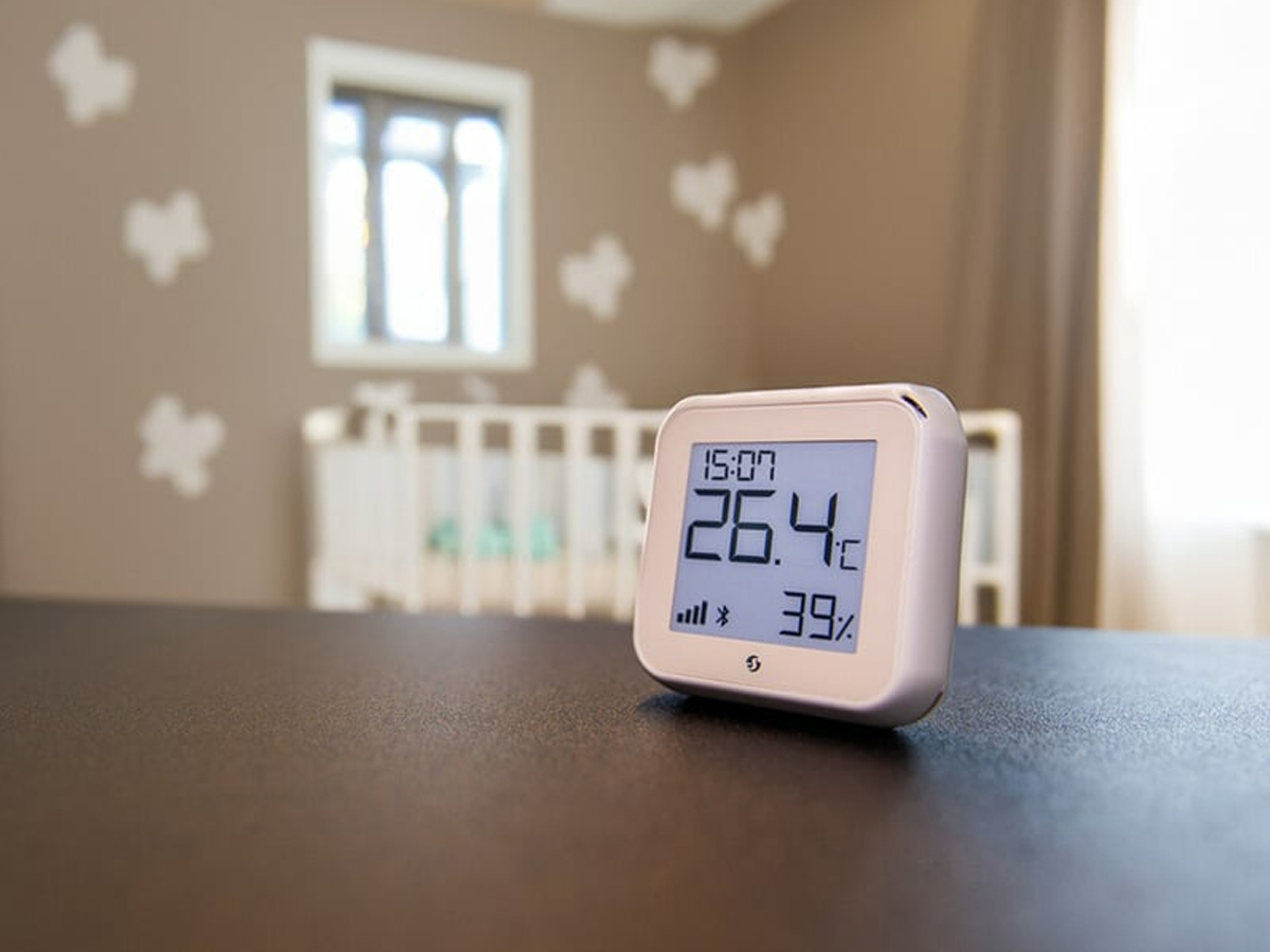 Czujnik temp. i wilgotności Shelly WIFI H&T gen3 w pokoju dziecka