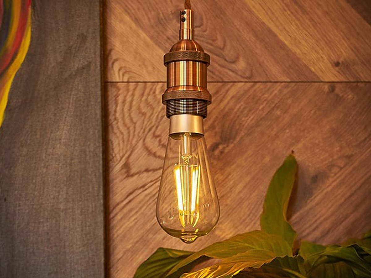 Inteligentna żarówka Shelly Vintage ST64 - Grafika lifestyle