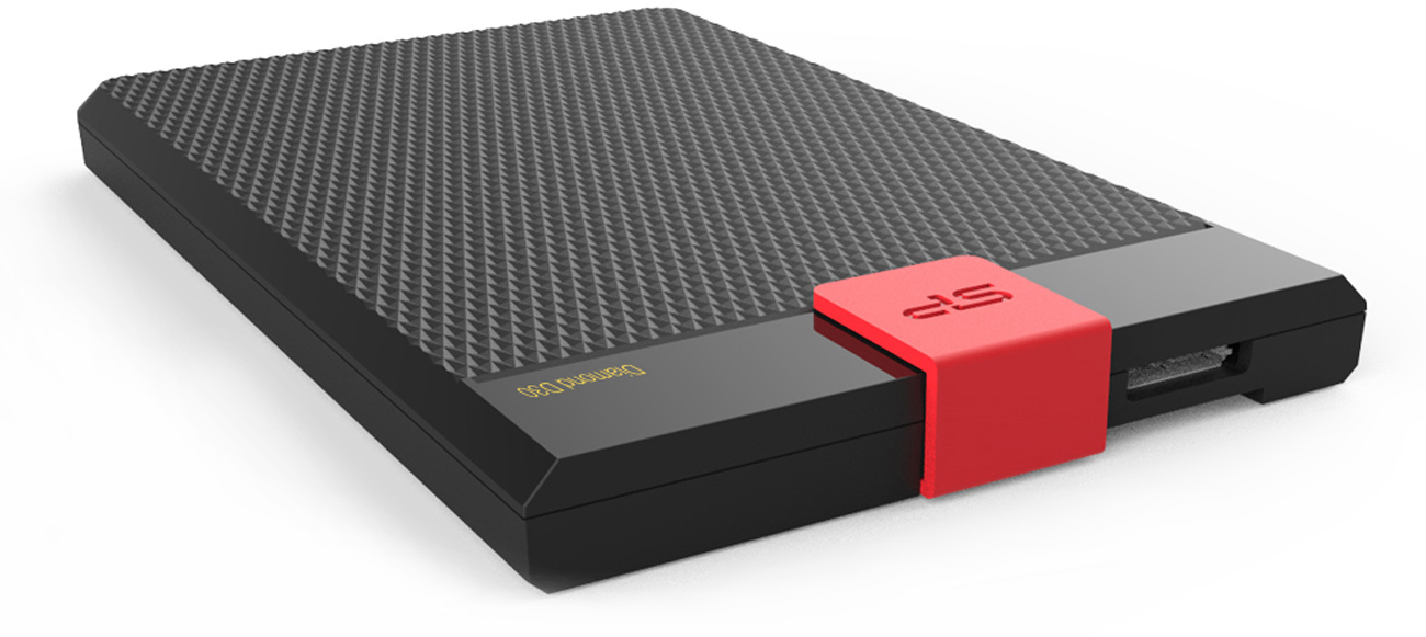 Dysk zewnętrzny Silicon Power Diamond D30 1 TB - Widok od przodu pod kątem