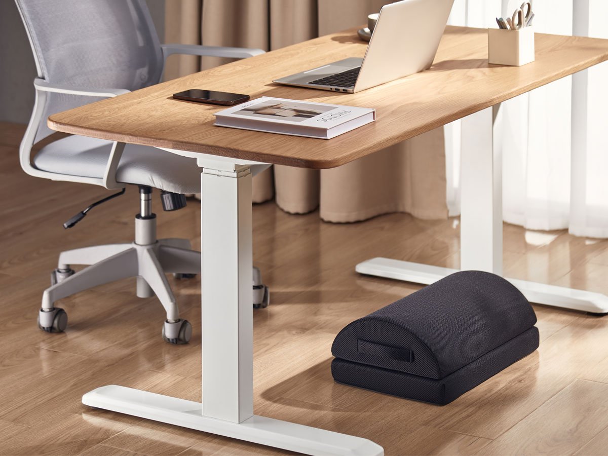 Podnóżek do fotela Silver Monkey FR-200 - Grafika lifestyle